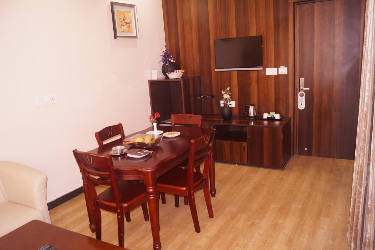 Kamlesh Continental Angul Quarto foto