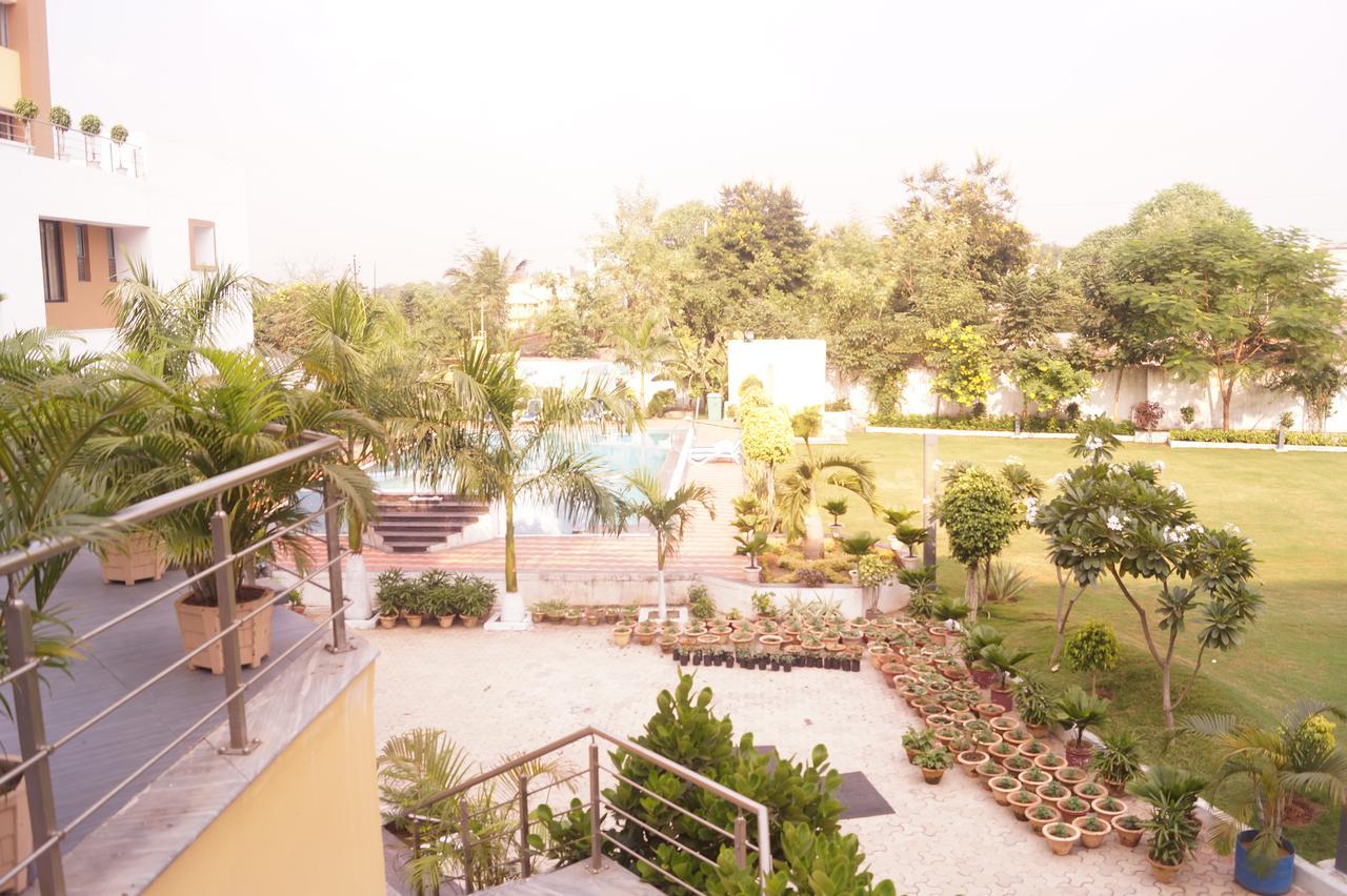 Kamlesh Continental Angul Exterior foto