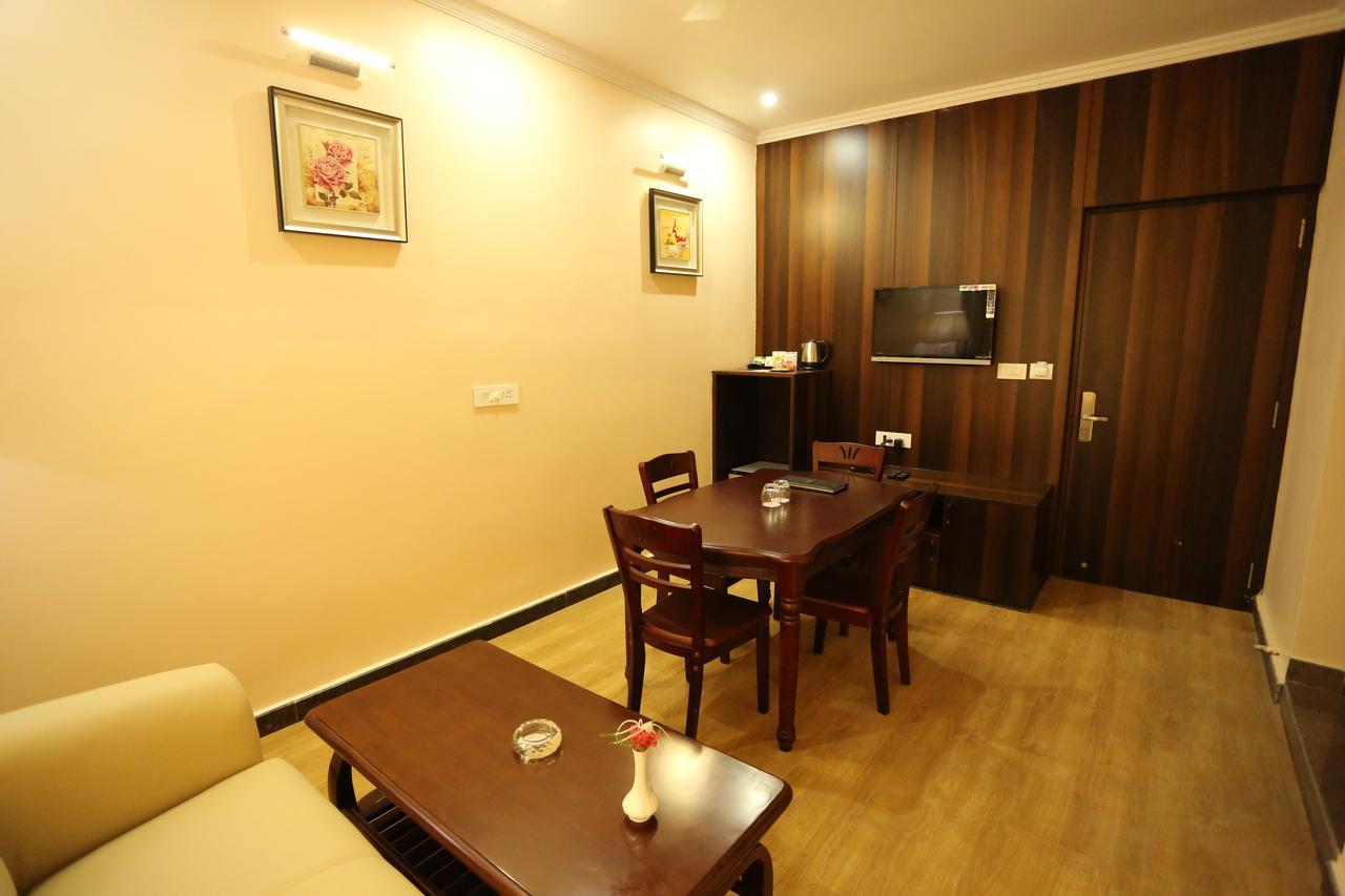 Kamlesh Continental Angul Quarto foto