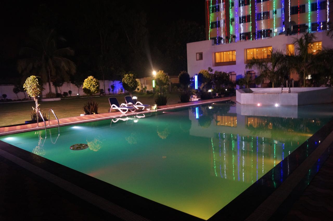Kamlesh Continental Angul Exterior foto