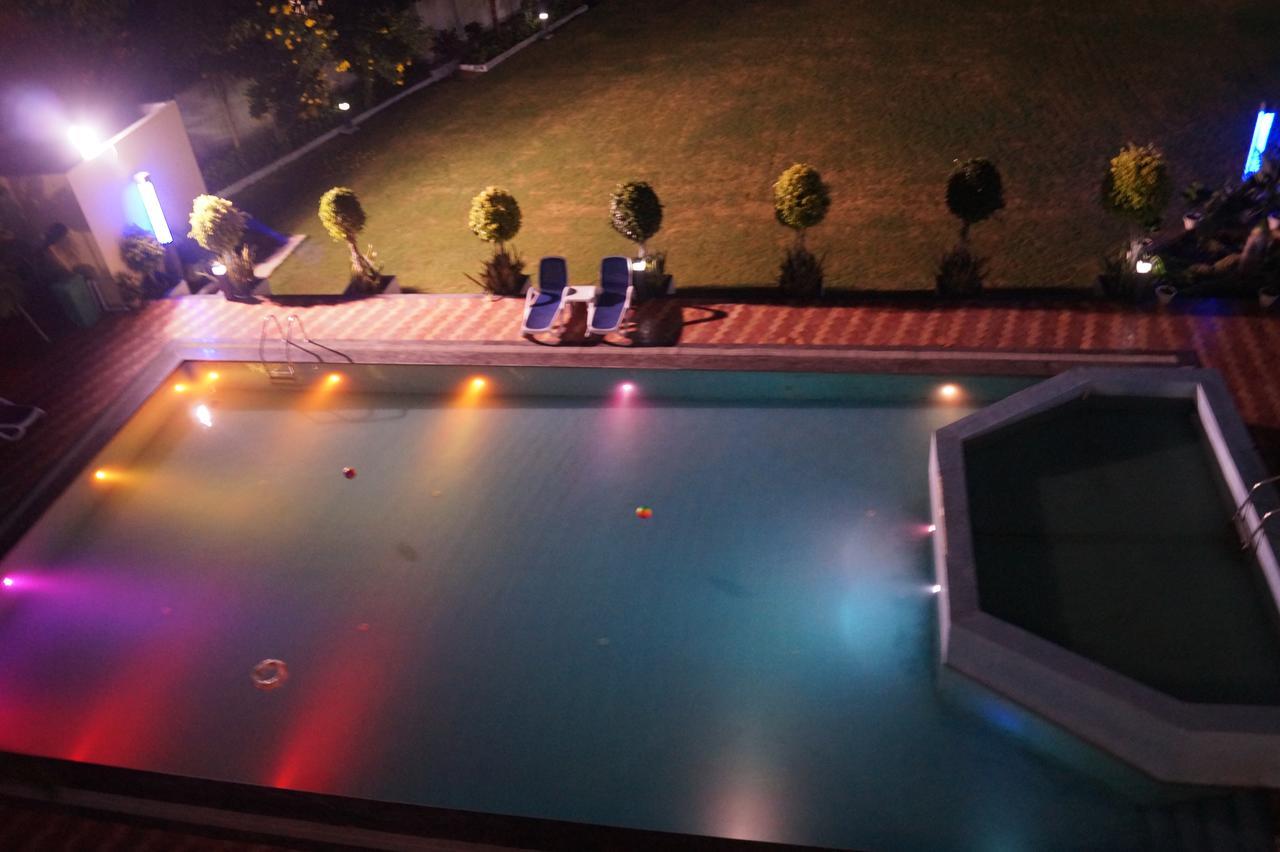 Kamlesh Continental Angul Exterior foto